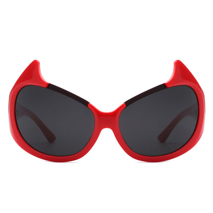 Vaelin - Oversized Round Fashion Cat Eye Sunglasses
